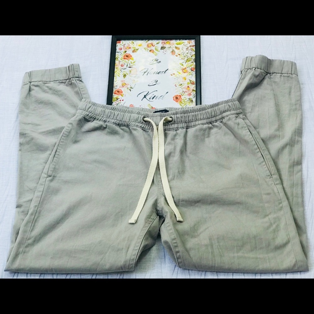J. Crew Chino Stadium Jogger Pant - Men’s small